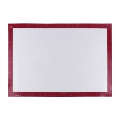 Silicone baking mat with glass fiber inside