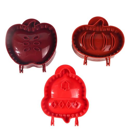 Plastic press plunger cutter set of 4(Gourd pumpkin apple)